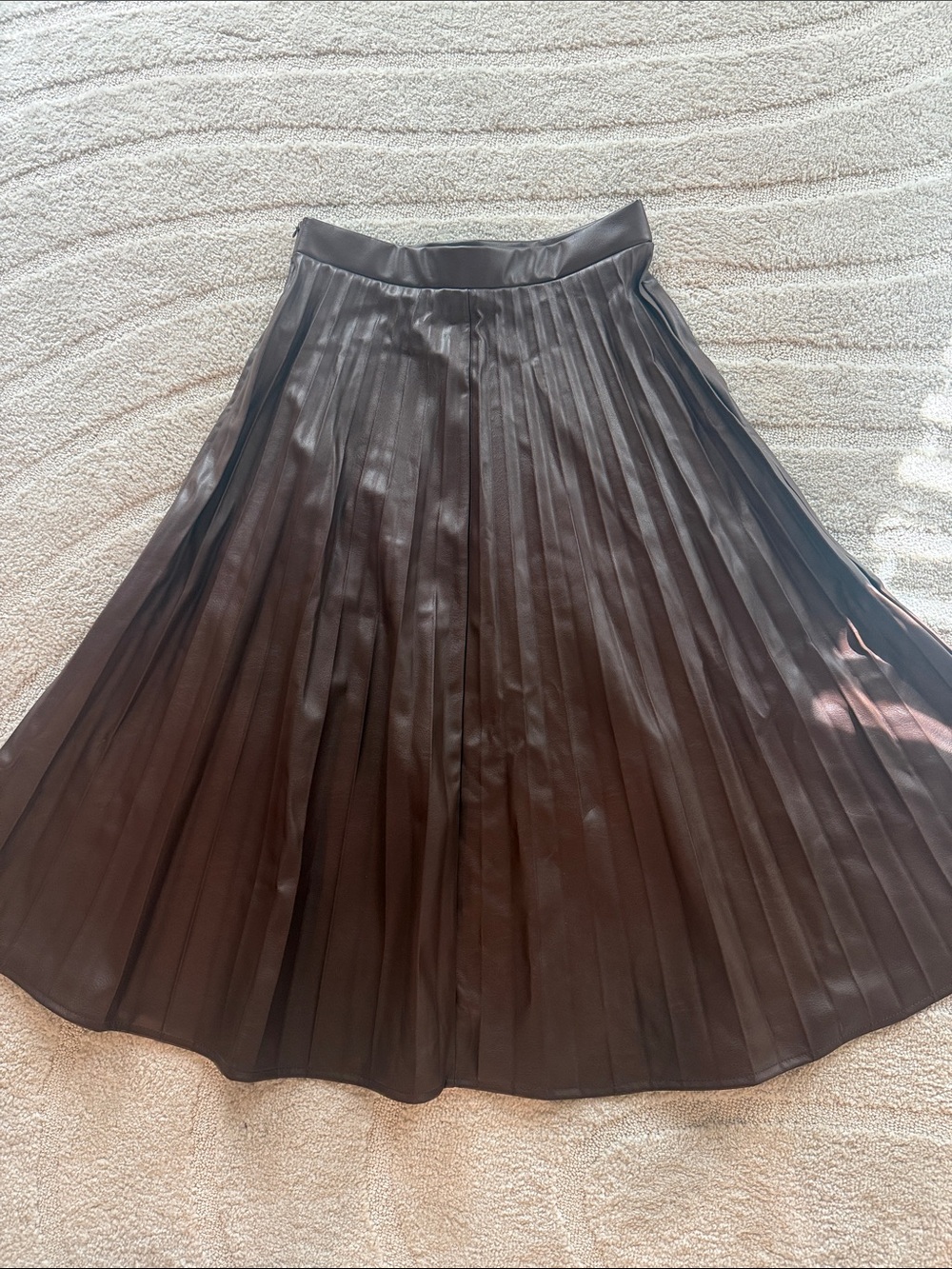 Leather midi pleated skirt